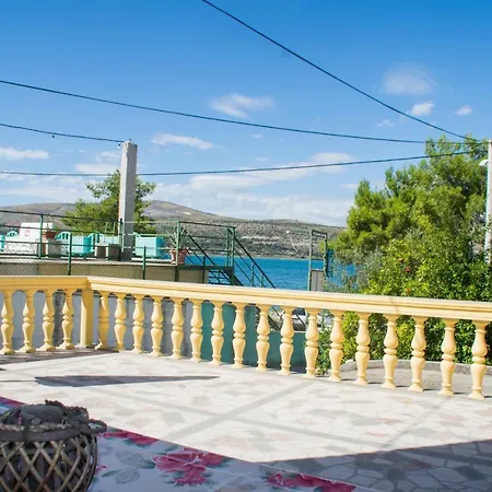Apartman Maja Trogir Exterior photo